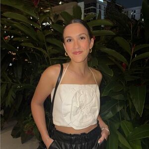 Meet your Posher, Isabella